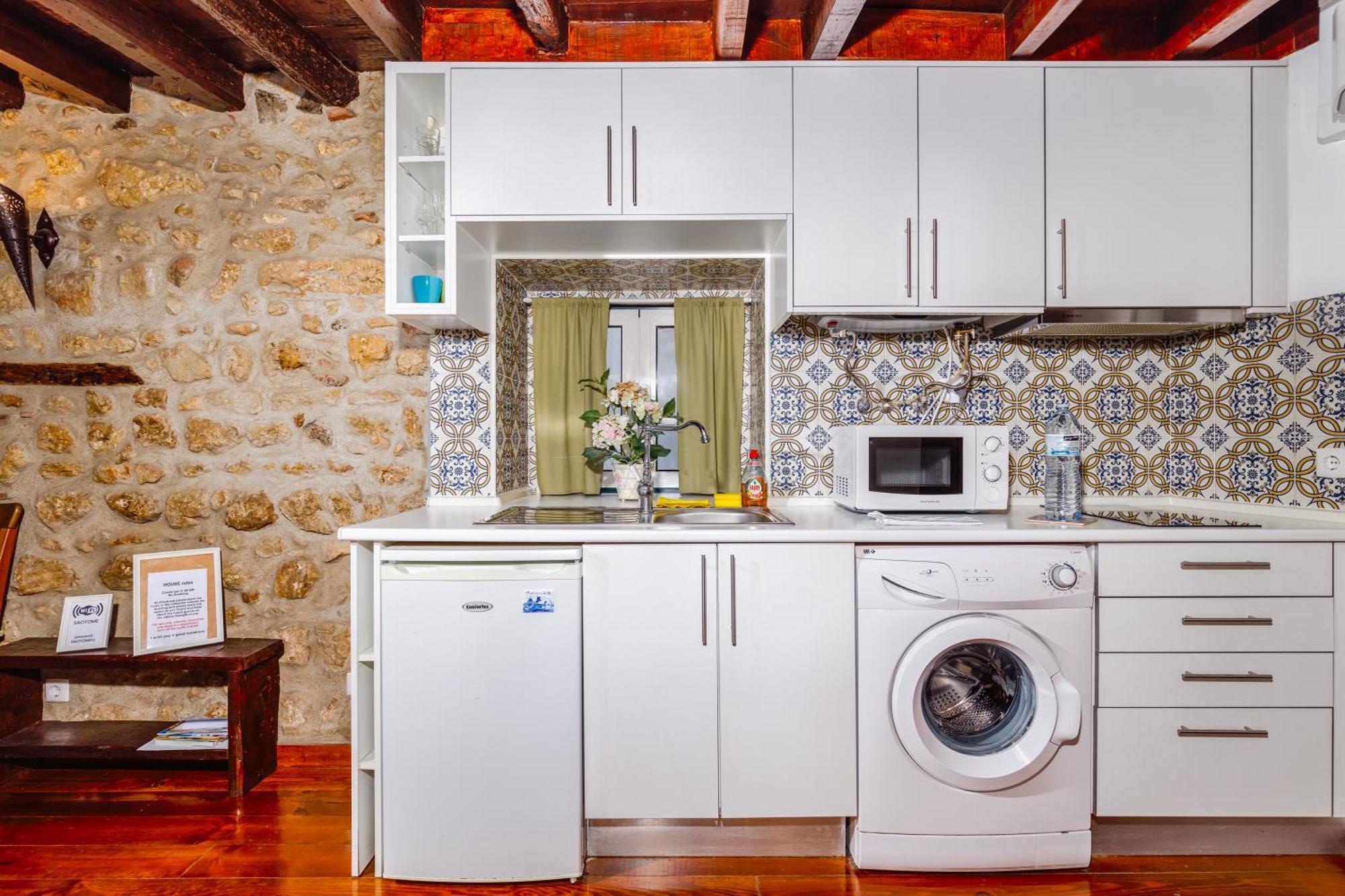 Medieval Apartament Alfama-Center Lisbon Bagian luar foto